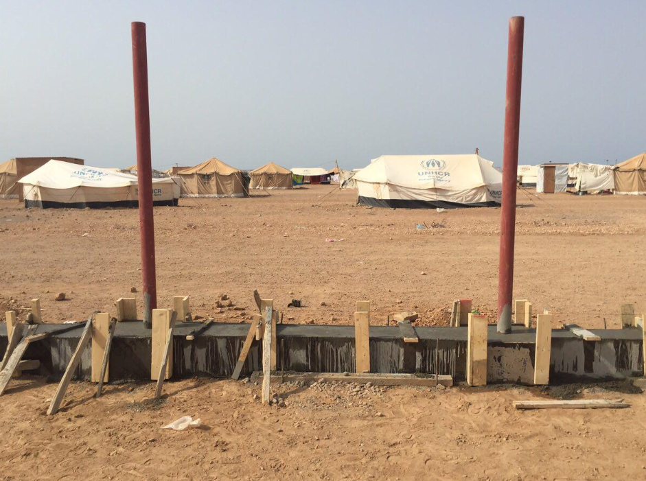 سور لحماية اللاجئين