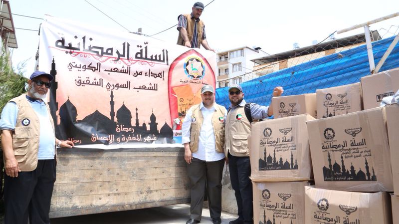 " لجنة إغاثة سوريا " تقدم المساعدات والأدوية الطبية للنازحين في تركيا والأردن