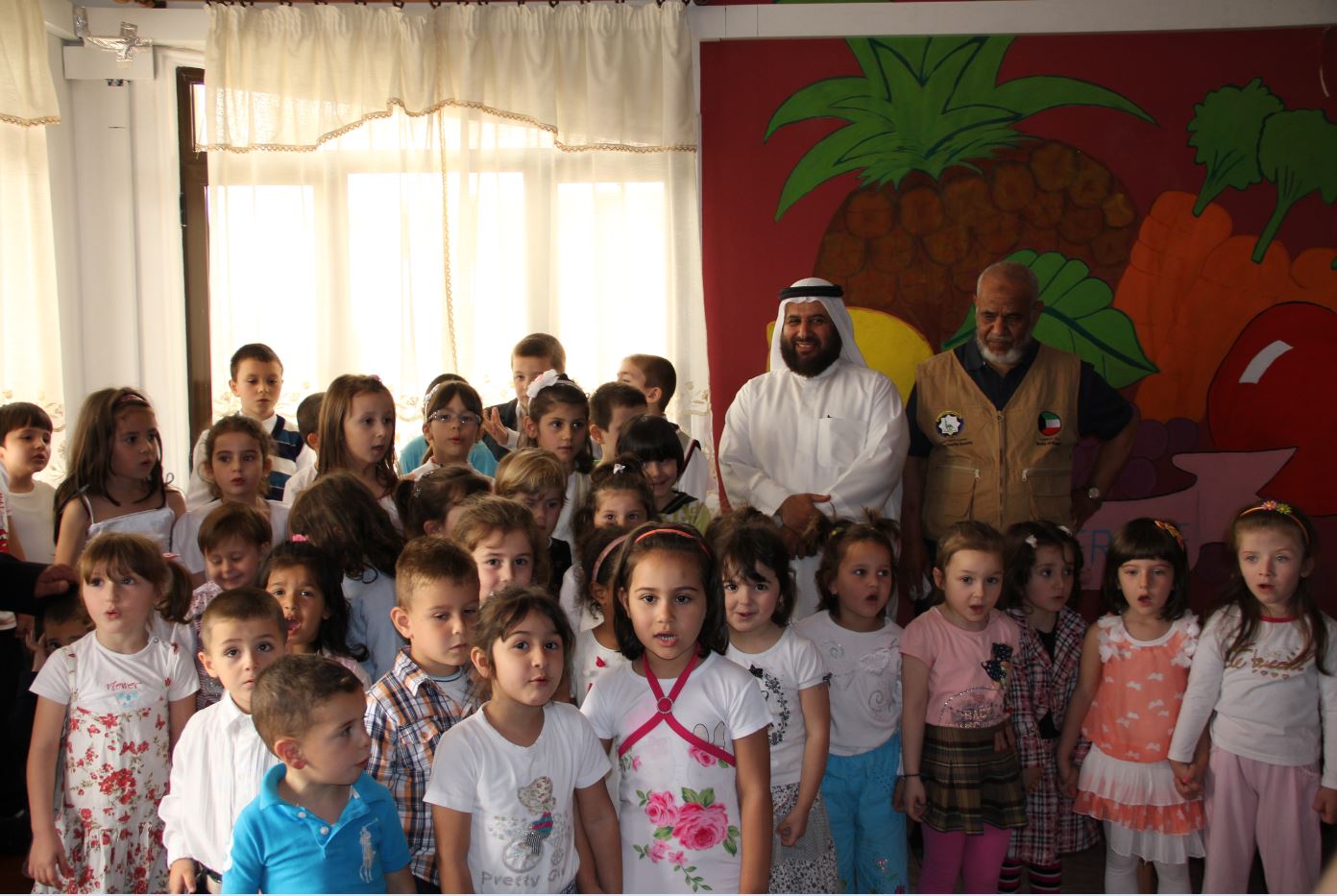 أيتام ألبانيا