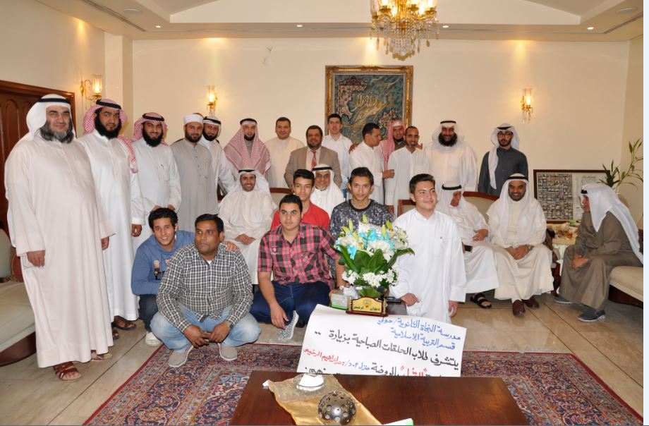 طلاب التربية الإسلامية بثانوية النجاة في ضيافة ديوانية القراء بديوان الرخيص